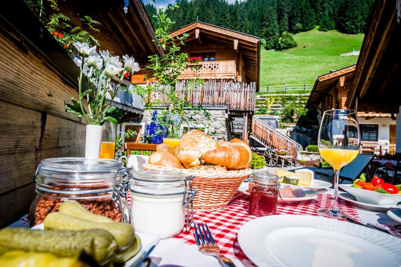 Alpendorf Anno Dazumal Villa Tux Exteriör bild